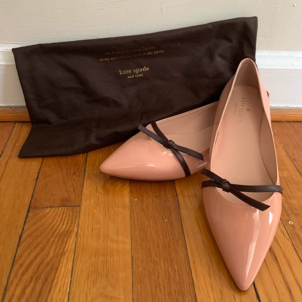 Kate Spade nude point toed flat with bow, worn once
